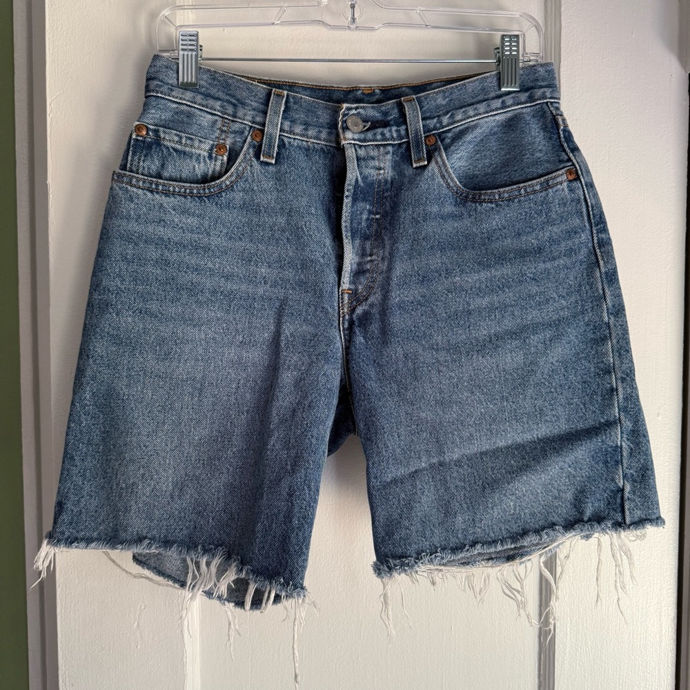 Levi's 501 90s Denim Shorts - Picture 2 of 3